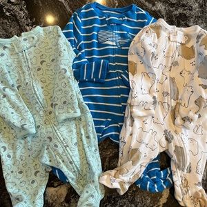 3 newborn footie pajamas